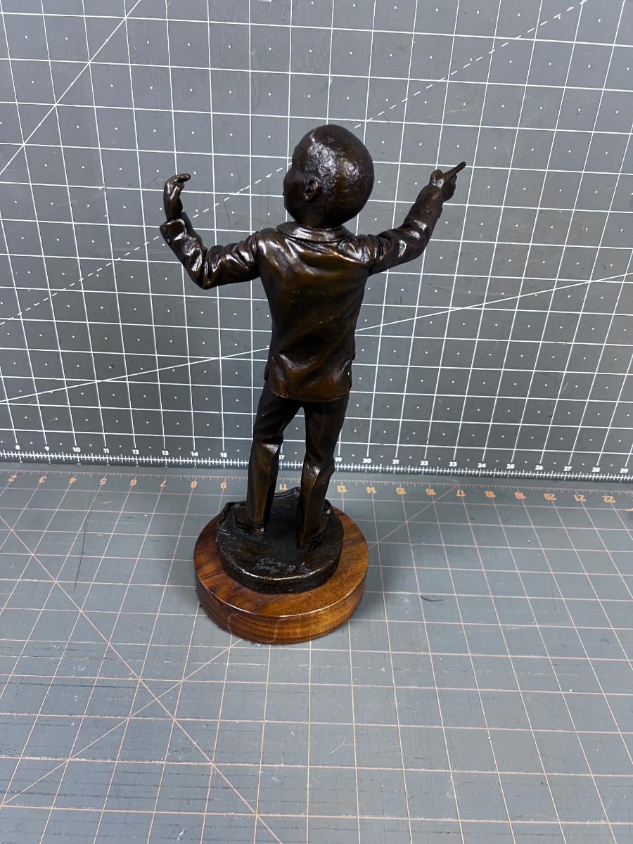 Bronze Statue GARDY MARDY