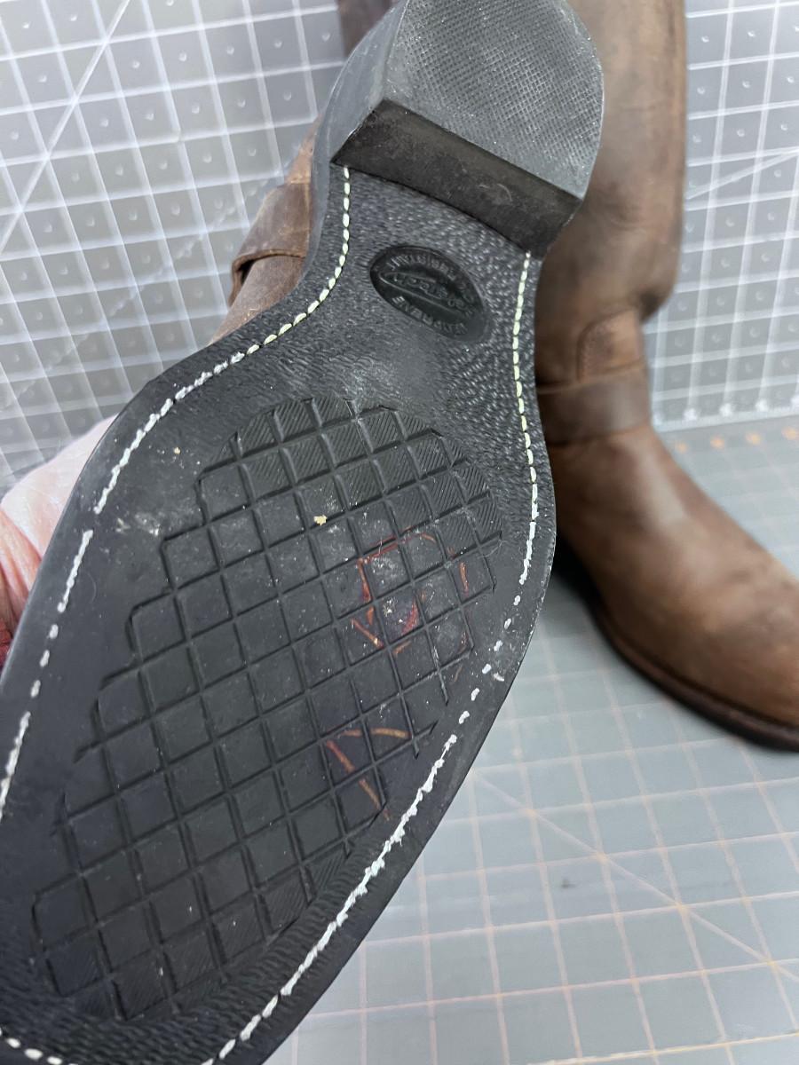 striker staed shoes