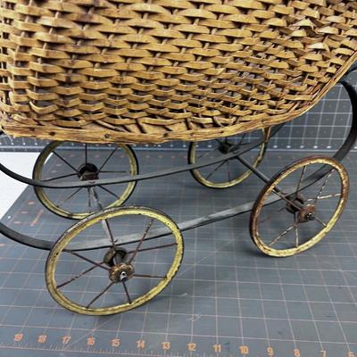 Antique Doll Carriage 