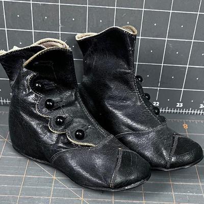 Antique Baby Shoes Black
