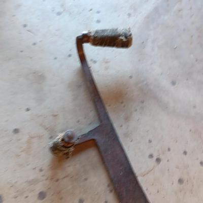 Vintage Antique Primitive Hay Cutting or Ice Knife Hand Saw Rustic Barn / Farm Tool