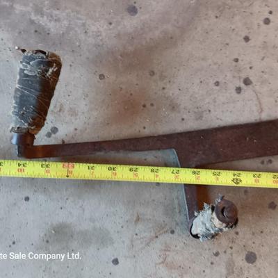 Vintage Antique Primitive Hay Cutting or Ice Knife Hand Saw Rustic Barn / Farm Tool