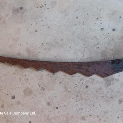 Vintage Antique Primitive Hay Cutting or Ice Knife Hand Saw Rustic Barn / Farm Tool