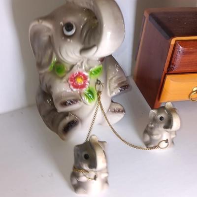 Vintage Riess elephant with babies on a chain and a cedar jewelry box from Glen Echo resort