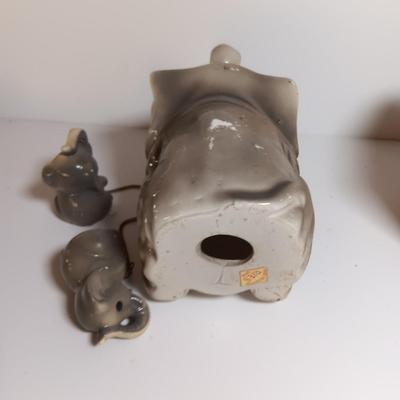 Vintage Riess elephant with babies on a chain and a cedar jewelry box from Glen Echo resort