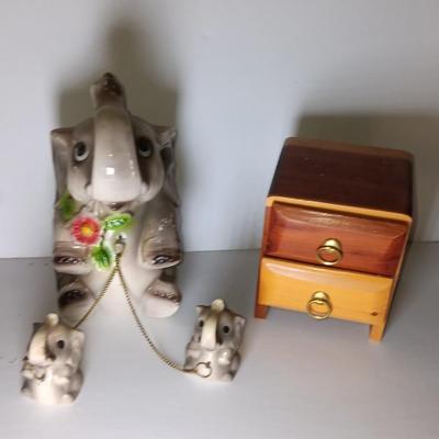 Vintage Riess elephant with babies on a chain and a cedar jewelry box from Glen Echo resort