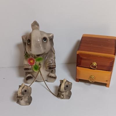 Vintage Riess elephant with babies on a chain and a cedar jewelry box from Glen Echo resort