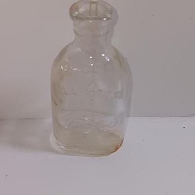 Collection of small collectible items - Vintage Kent knife - coors ashtray - and more trinkets