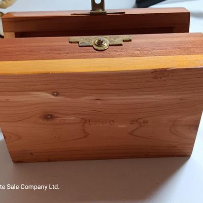 MAN CAVE Vintage Norcrest English setter with pheasant - cedar box from Glen Echo and a new pocketknife