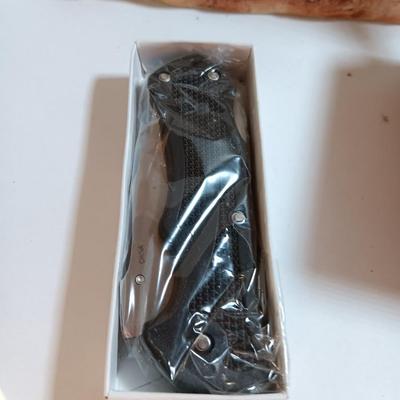 MAN CAVE Vintage Norcrest English setter with pheasant - cedar box from Glen Echo and a new pocketknife