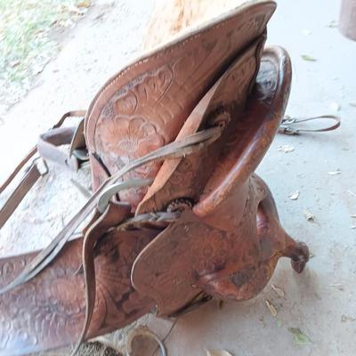 Buck Steiner Western Saddle with breast collar