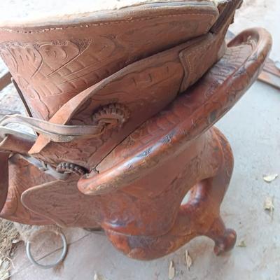 Buck Steiner Western Saddle with breast collar