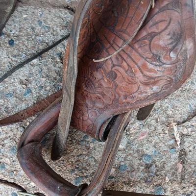 Buck Steiner Western Saddle with breast collar
