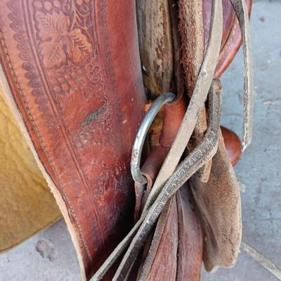 Antique Child's Saddle / Pony saddle