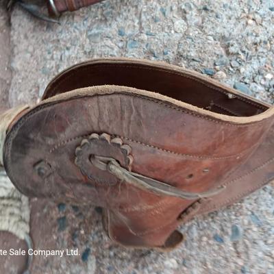 Antique Child's Saddle / Pony saddle