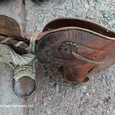 Antique Child's Saddle / Pony saddle