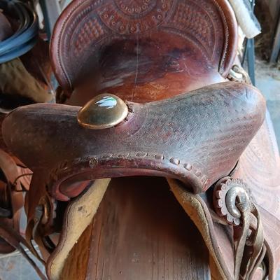 Antique Child's Saddle / Pony saddle