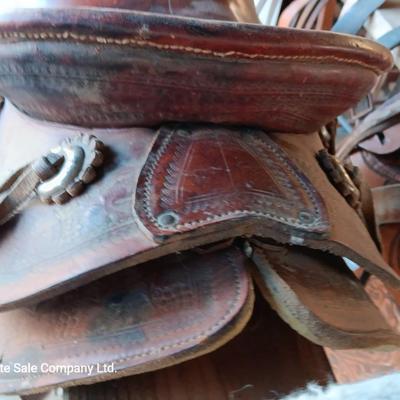 Antique Child's Saddle / Pony saddle