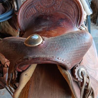 Antique Child's Saddle / Pony saddle