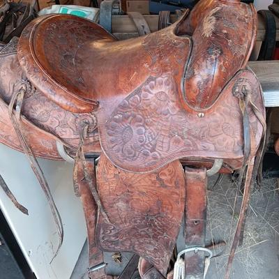 Antique Child's Saddle / Pony saddle