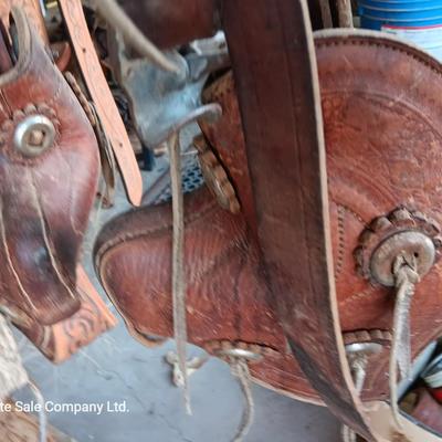 Antique Child's Saddle / Pony saddle