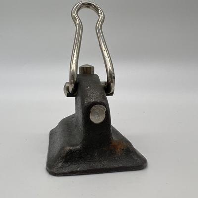 Antique Wilson Jones Co. Cast Iron Single Hole Paper Punch