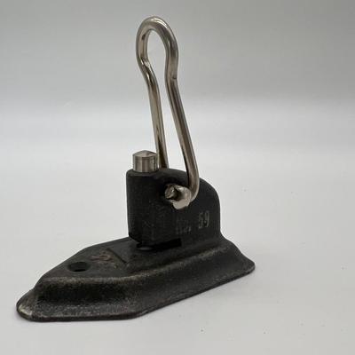 Antique Wilson Jones Co. Cast Iron Single Hole Paper Punch