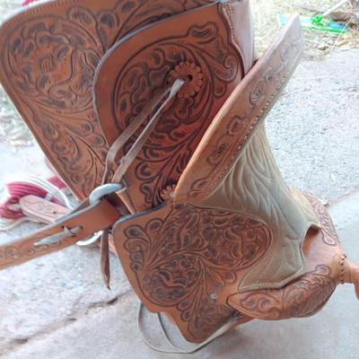Nice Vintage western saddle