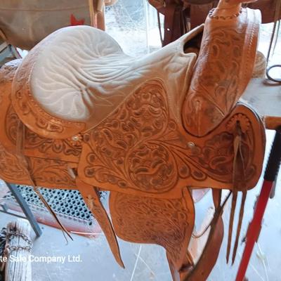 Nice Vintage western saddle