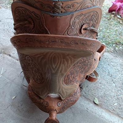 Nice Vintage western saddle