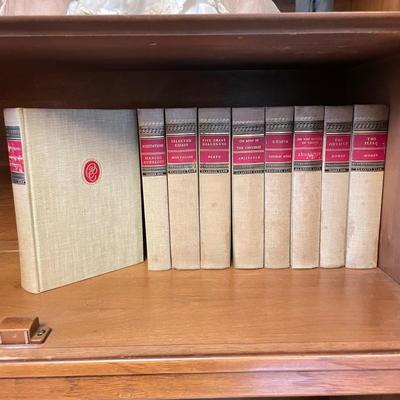 Classic Club & More Vintage Books (GB-SS)