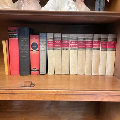 Classic Club & More Vintage Books (GB-SS)