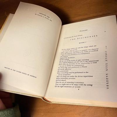 Classic Club & More Vintage Books (GB-SS)