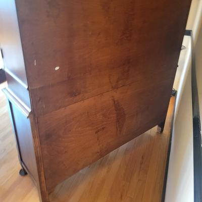 China Cabinet and Hutch (DR-DW)