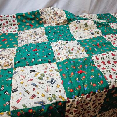 Large Collection of Christmas Pillows, Rugs, Mats, Quilts & More  (S1-JS)