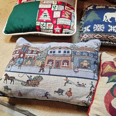 Large Collection of Christmas Pillows, Rugs, Mats, Quilts & More  (S1-JS)