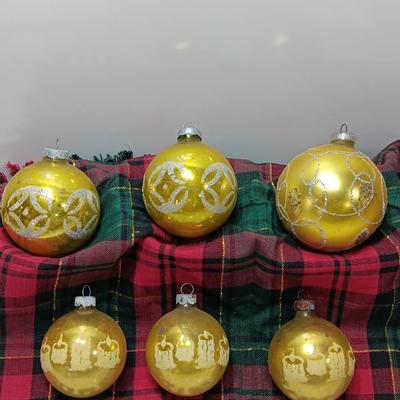 yellow glass Shiny Brite & Western Germany Glass Christmas ornaments