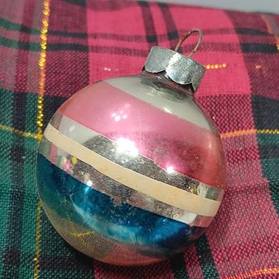 Vintage Shiny Brite ornaments with stripes