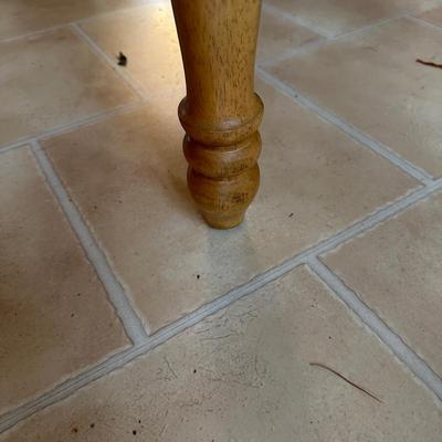 Solid Wood Table & Chairs (K-KL)