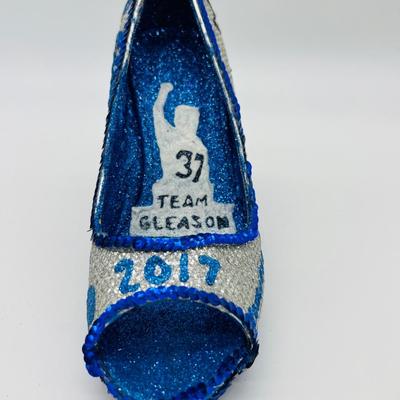 TEAM GLEASON Krewe of Muses Parade Stiletto