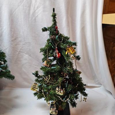 Christmas Wreaths,  Topiaries, Light Sets & More  (S1-JS)