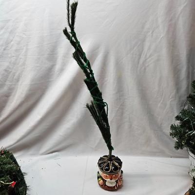 Christmas Wreaths,  Topiaries, Light Sets & More  (S1-JS)