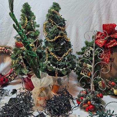 Christmas Wreaths,  Topiaries, Light Sets & More  (S1-JS)