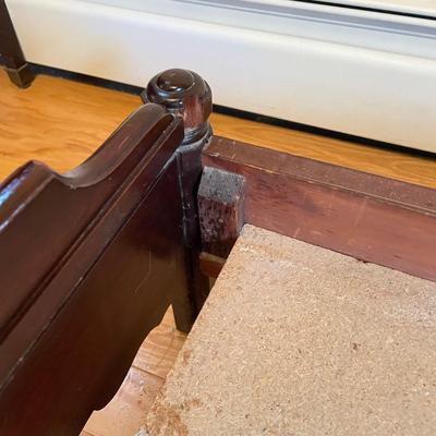 Vintage Full Size Mahogany Bed (GB-SS)