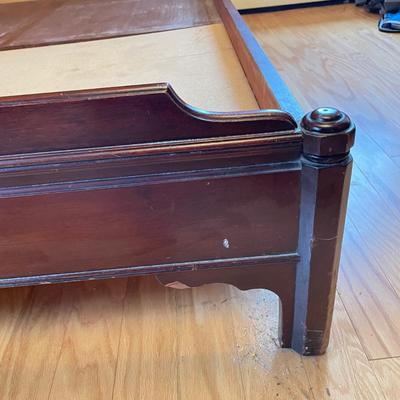 Vintage Full Size Mahogany Bed (GB-SS)