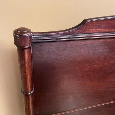 Vintage Full Size Mahogany Bed (GB-SS)