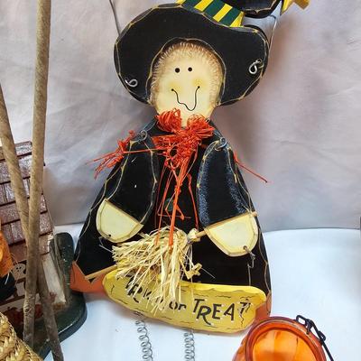 Easter, Halloween, Thanksgiving  Decor Items  (S1-JS)