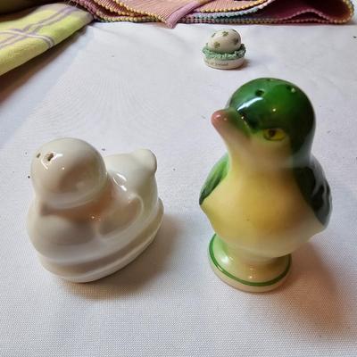 Easter, Halloween, Thanksgiving  Decor Items  (S1-JS)