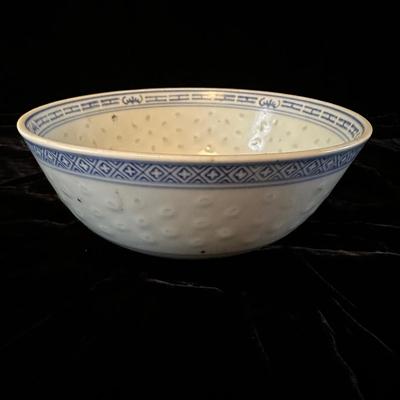 Blue & White Porcelain Bowls with Asian Motif & Translucent Accents (K-KL)