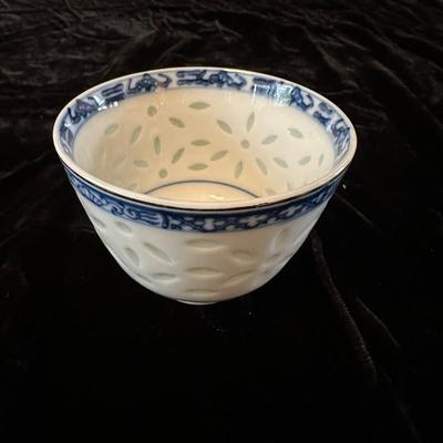 Blue & White Porcelain Bowls with Asian Motif & Translucent Accents (K-KL)